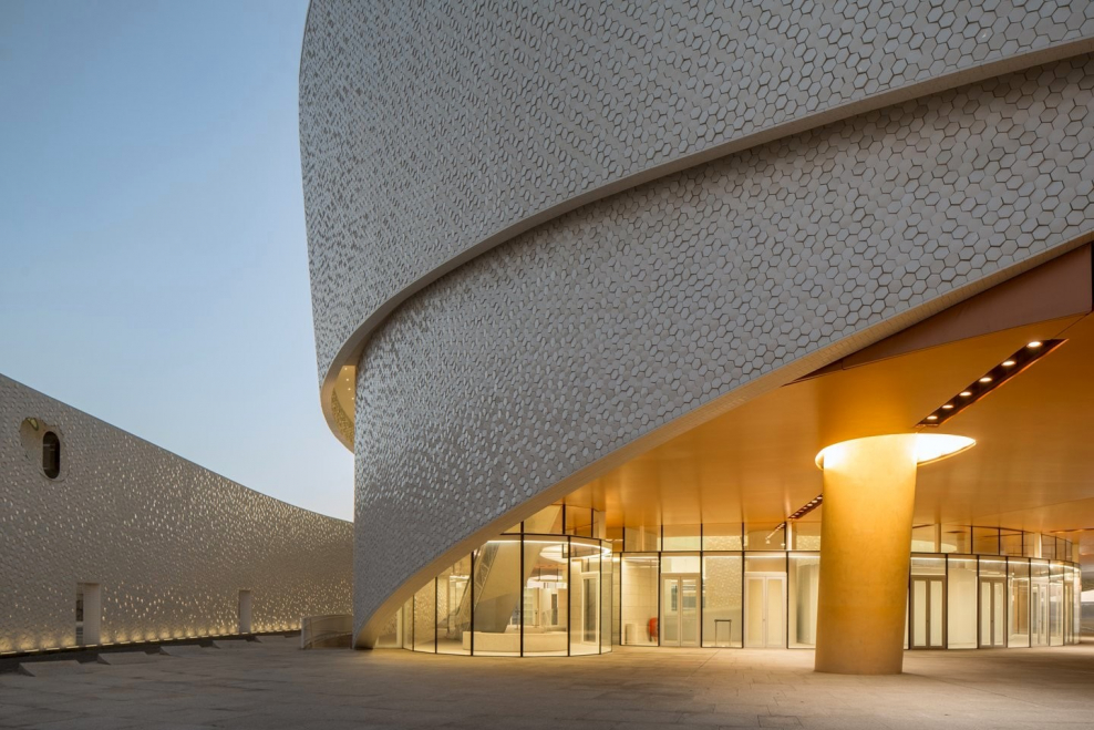 Терминал порта Лейшойнш в Португалии