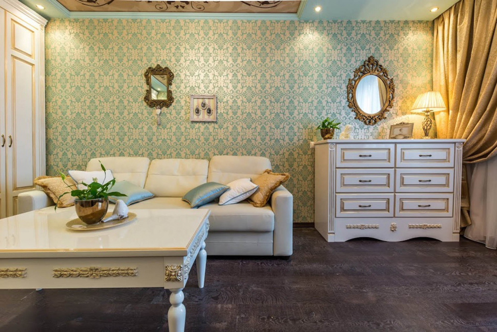 Классические обои для гостиной