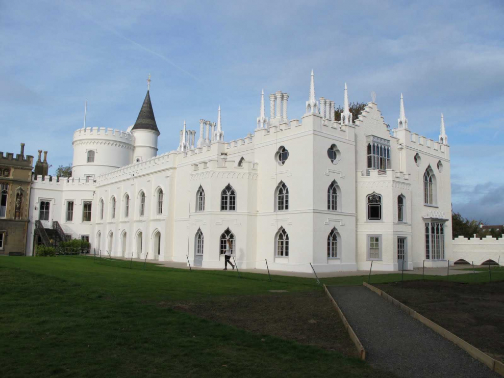 Джон Чьют. Земляничный холм писателя Уолпола Хораса