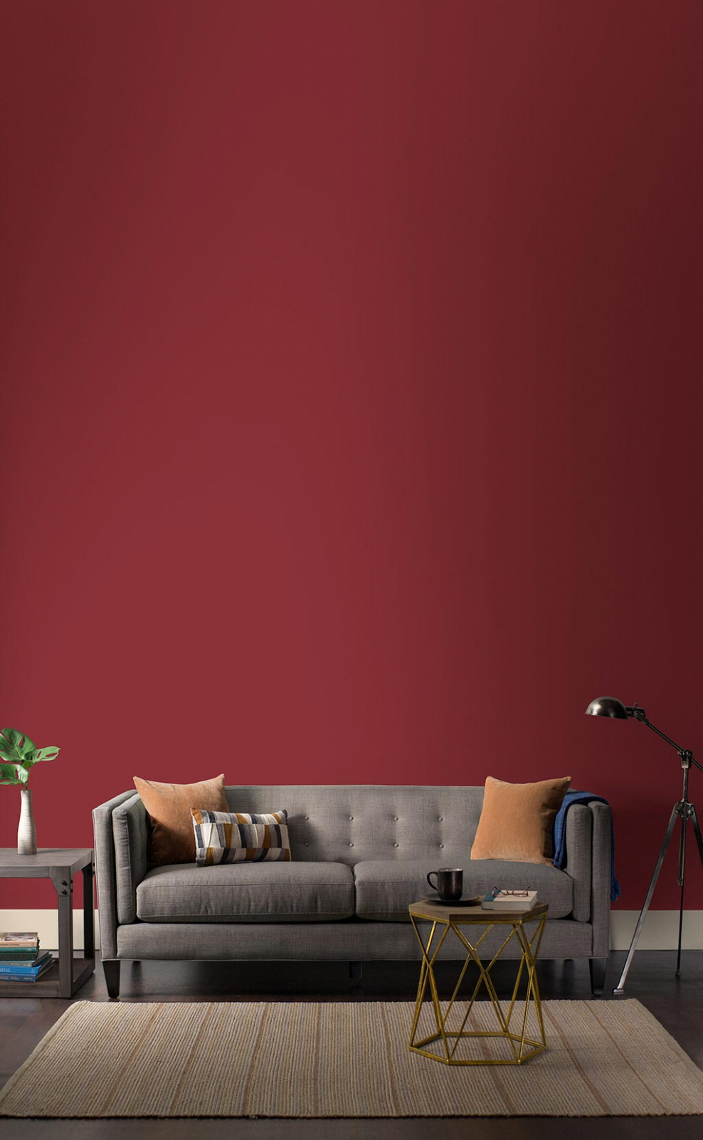 Однотонная стена