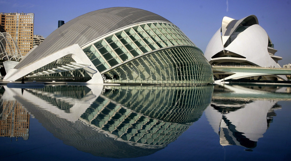 Модернизм в архитектуре футуризм