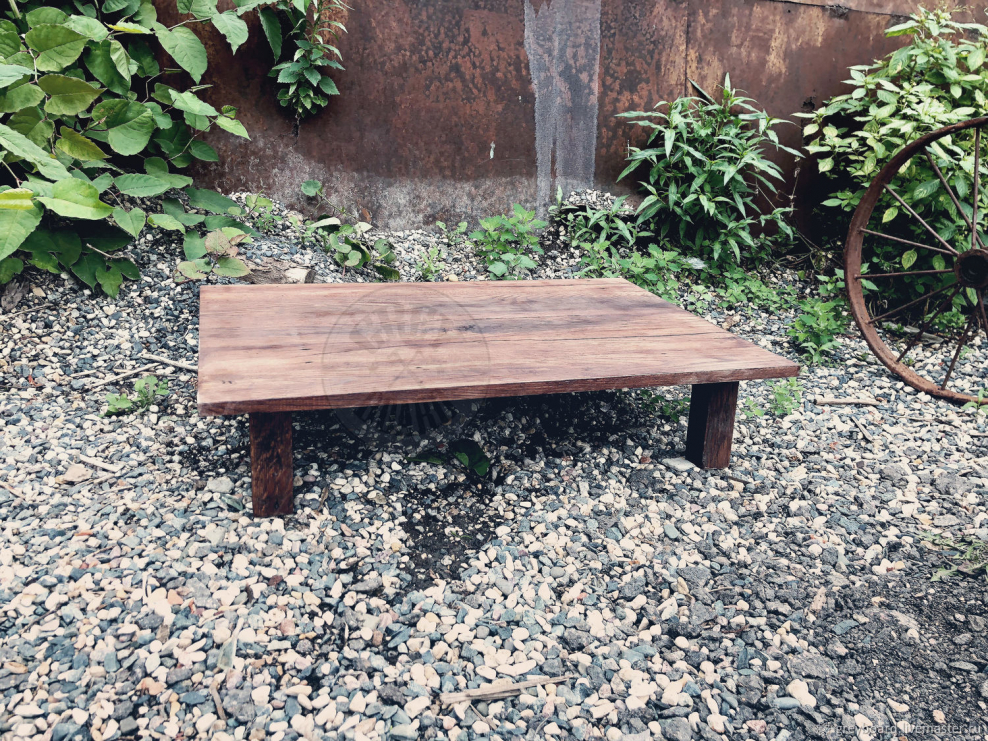 Японский обеденный стол