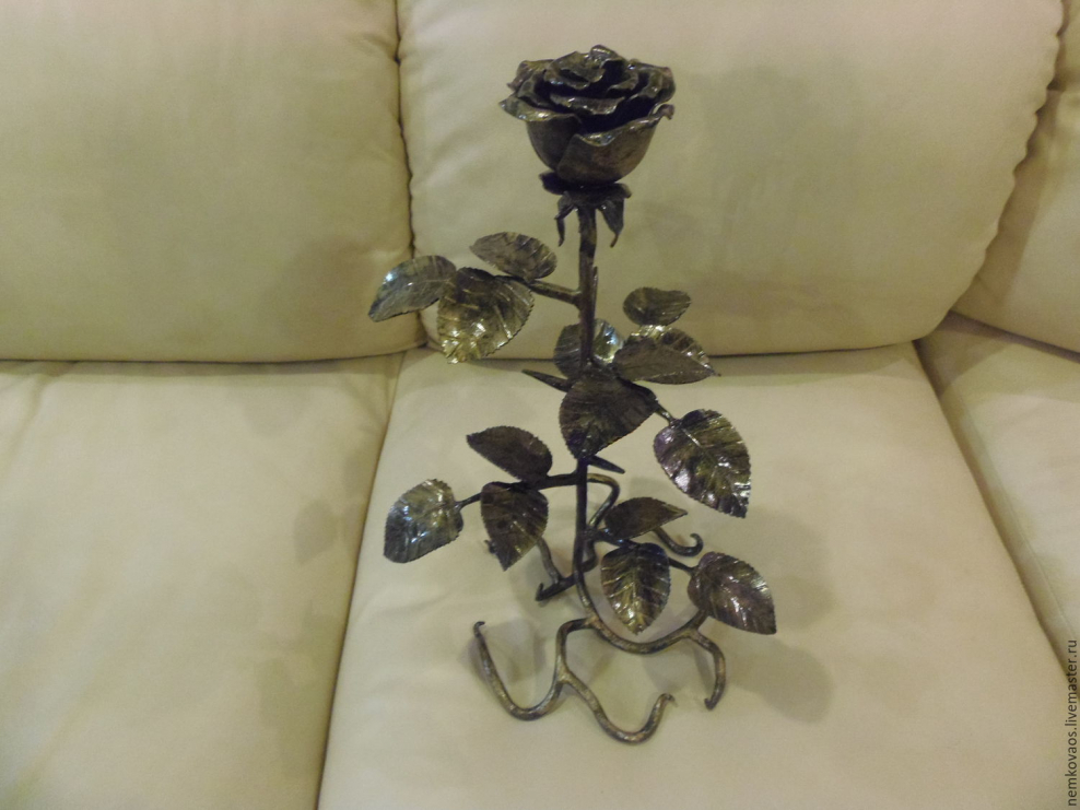 Кованые цветы на надгробие