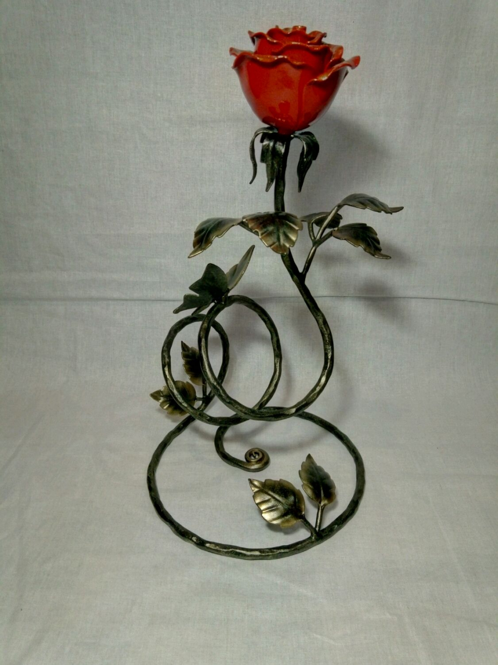 Кузнечная роза