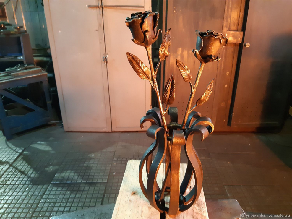 Букет из кованных роз