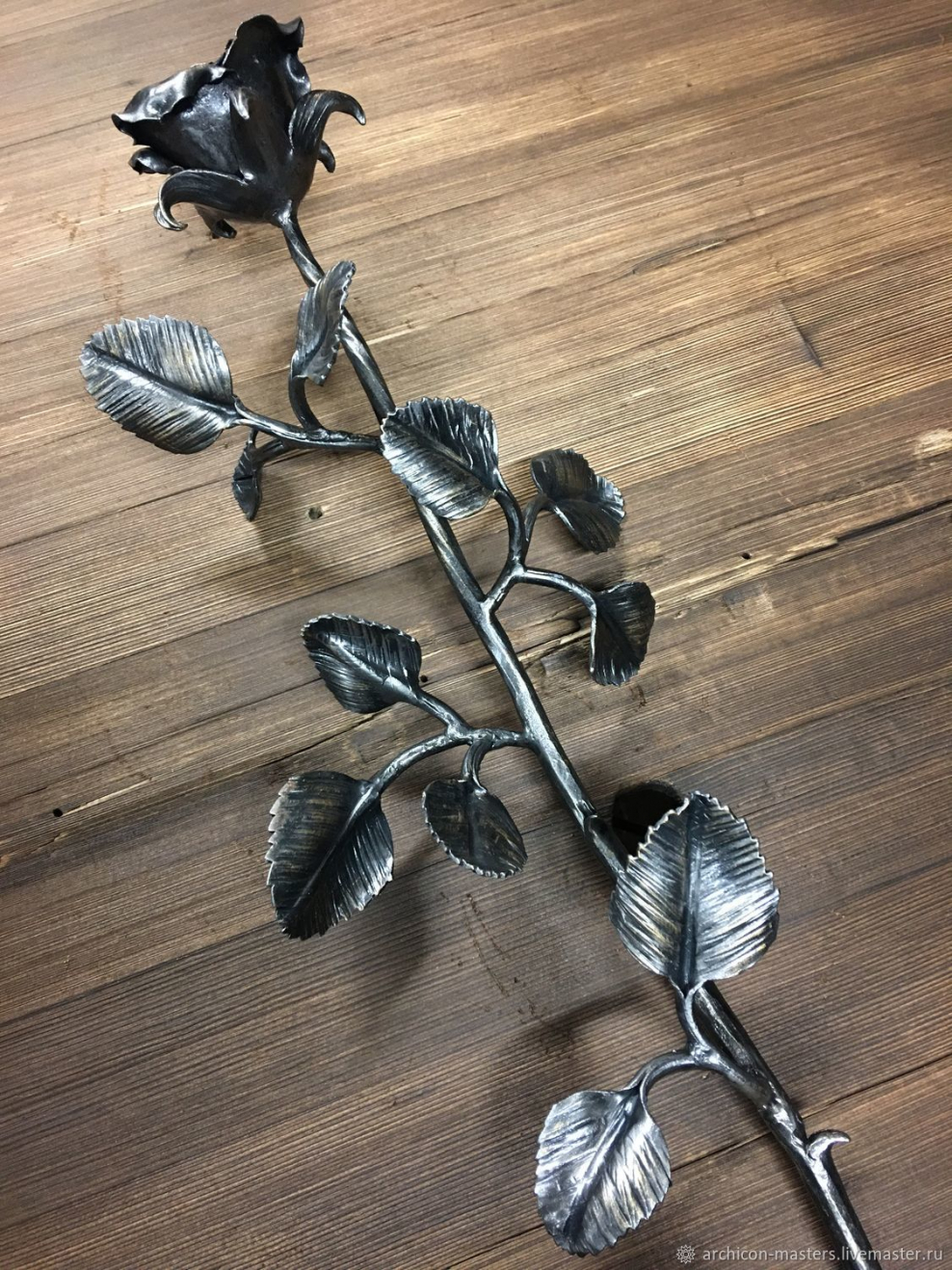 Кованная подставка под бутылку