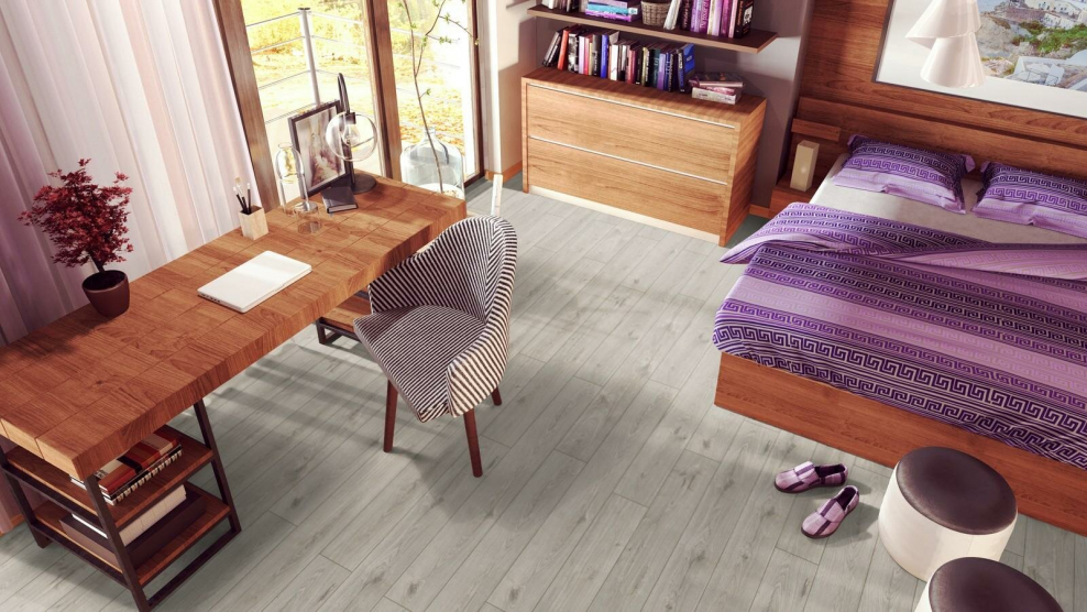 Кронопол дуб Лариса