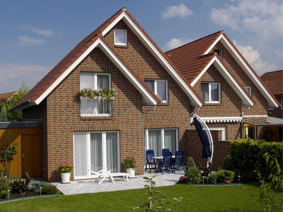 Красивые фасады домов