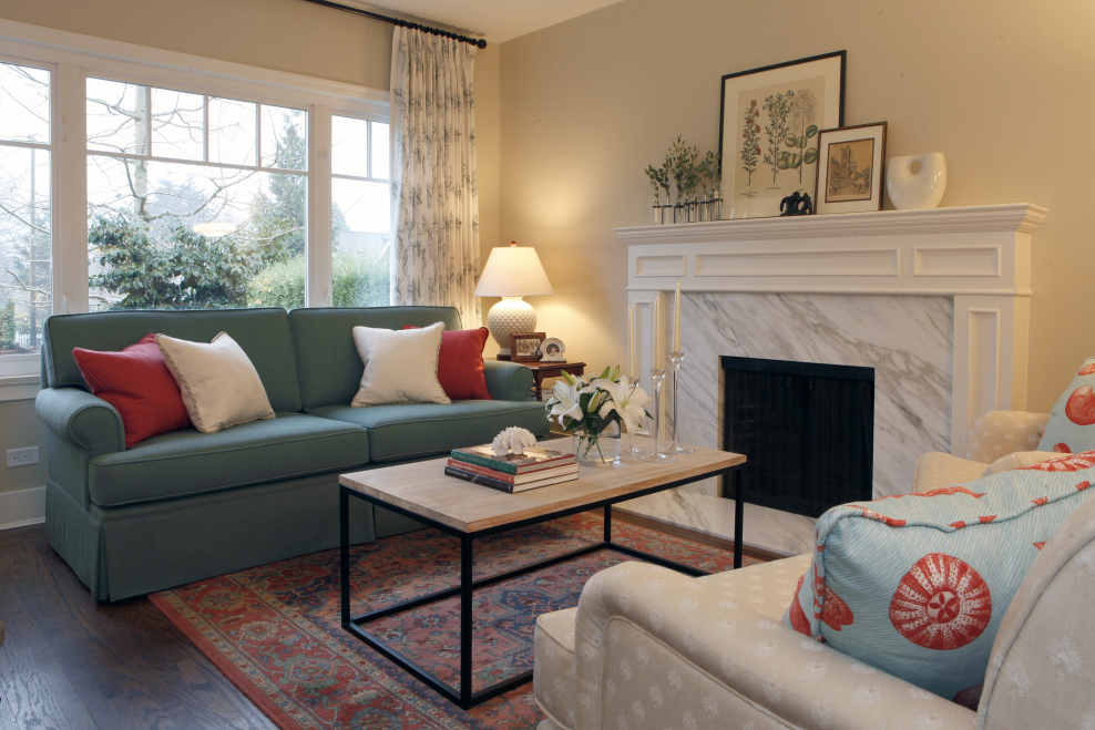 Диван цвета Тиффани