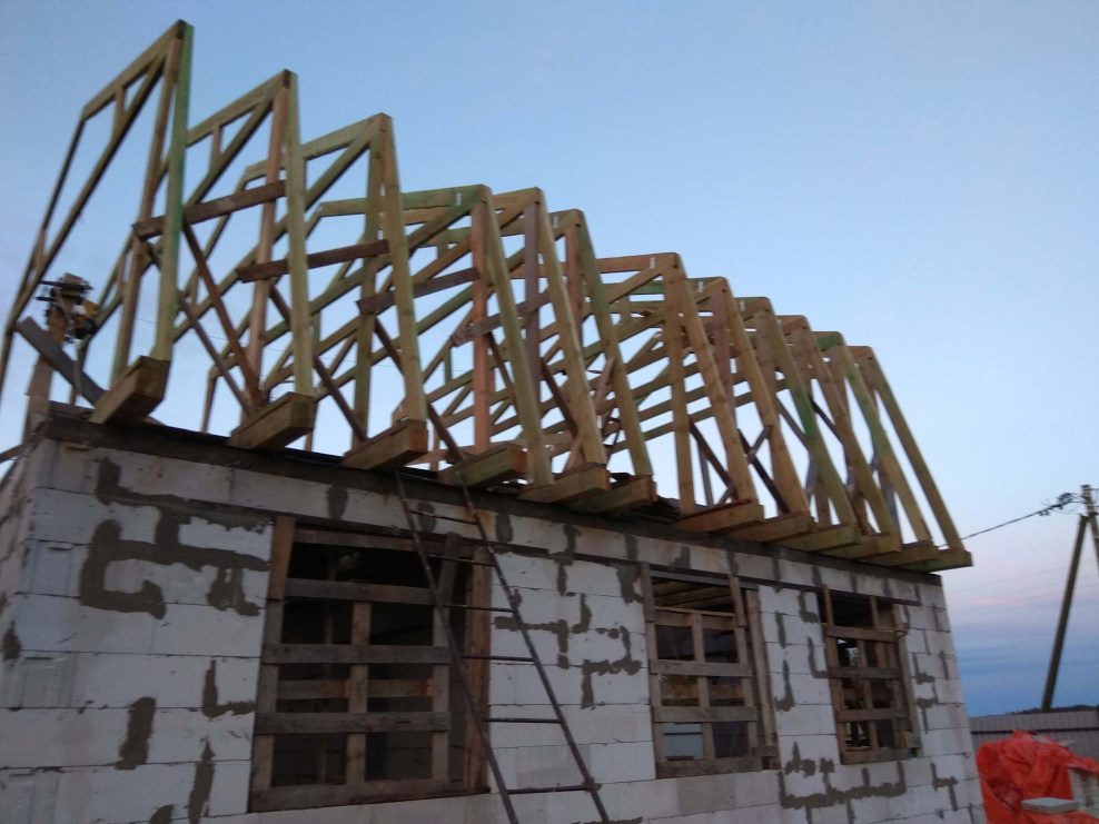 Скелет ломаной крыши