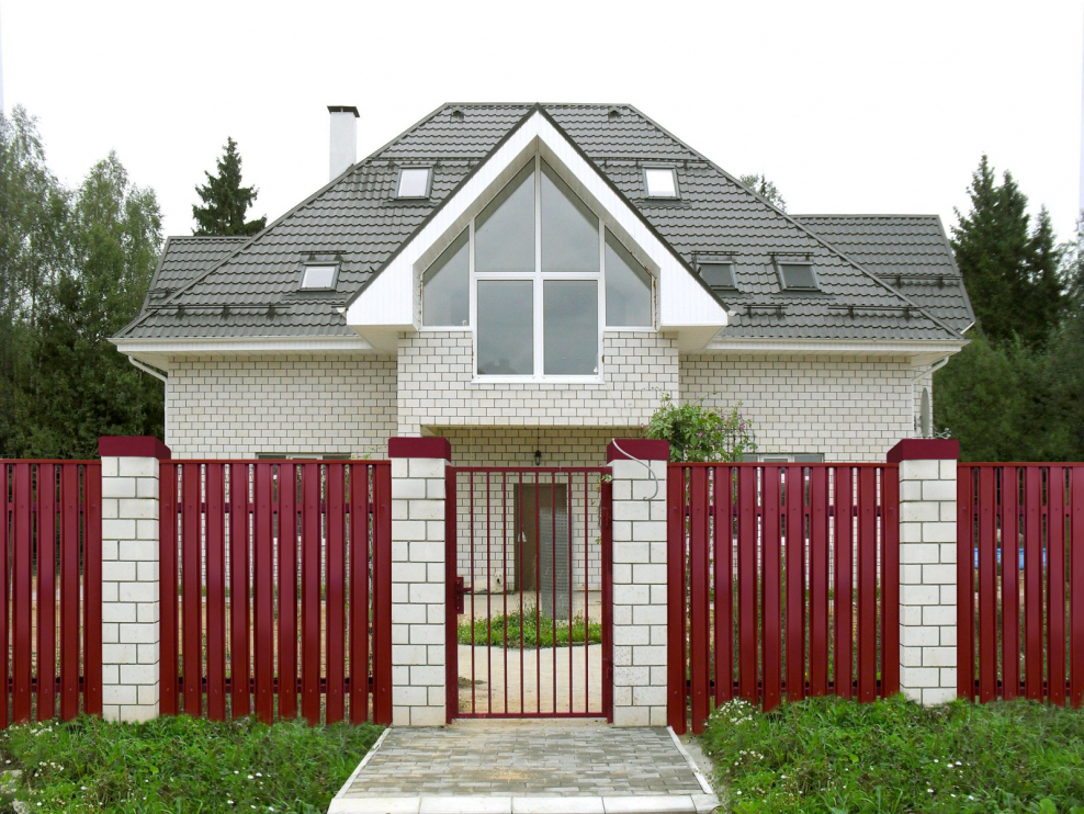 Штакетник RAL 7004