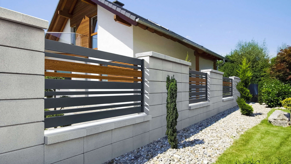 Современные заборы и ограждения