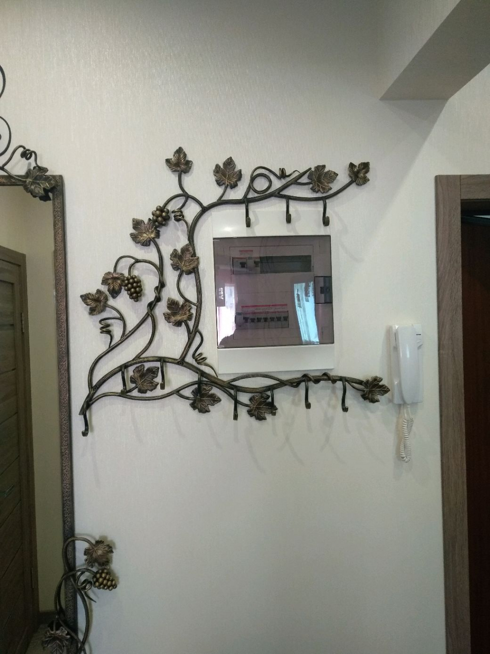 Виноградная лоза кованная