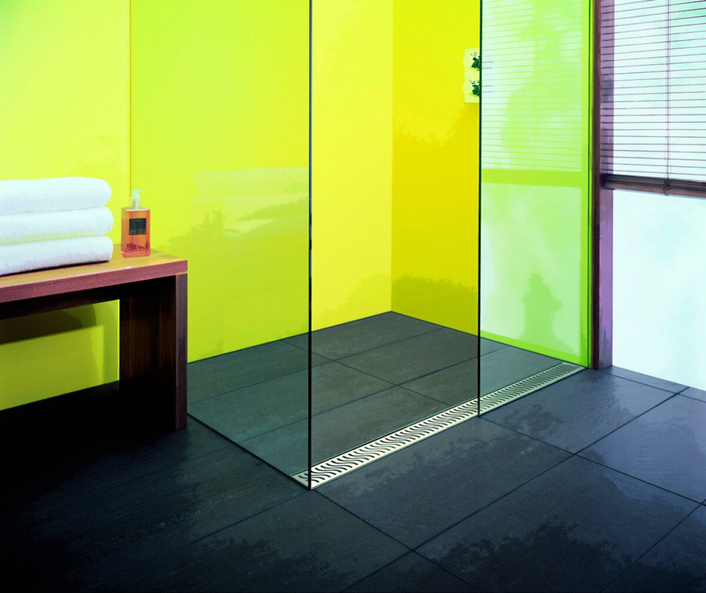 Модные душевые комнаты