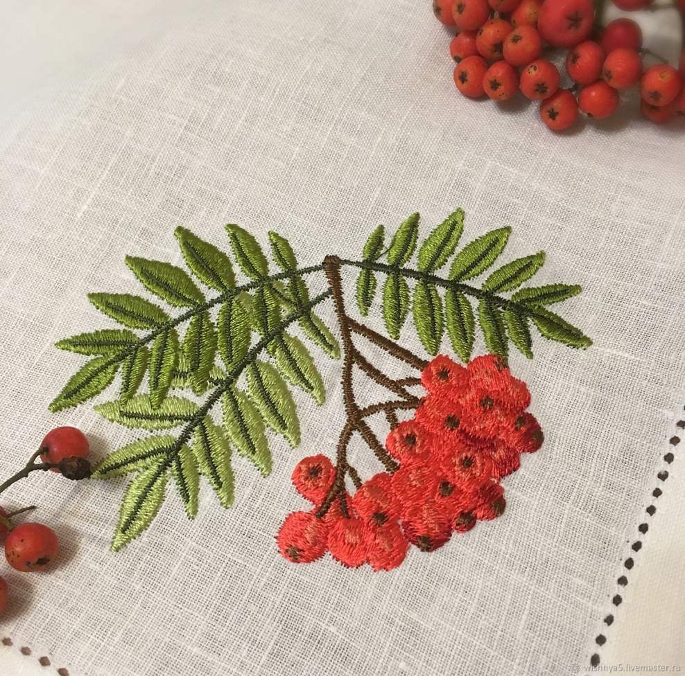 Ветка рябины из салфеток
