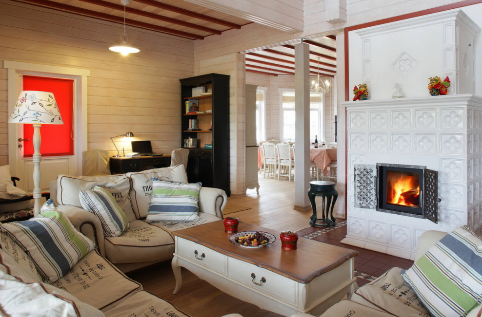 Гостиная с камином