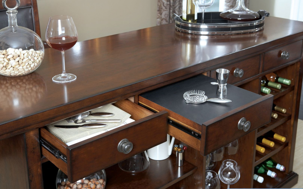 Барная стойка с выдвижными ящиками