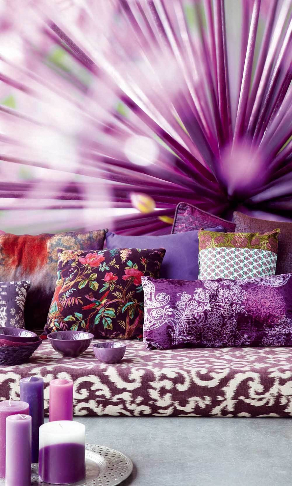 Фотообои в сиреневых тонах