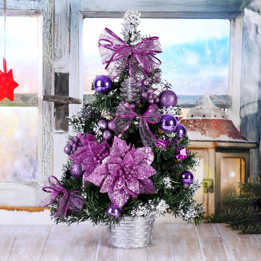 Фиолетовая елка