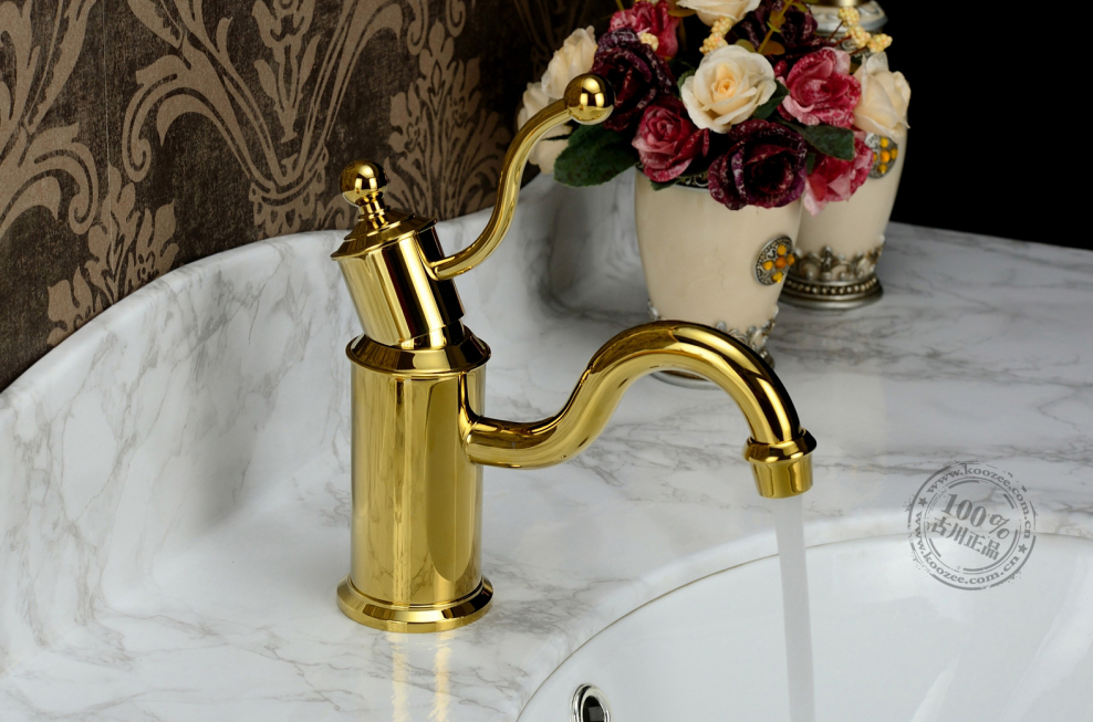 Настольный золотой смеситель