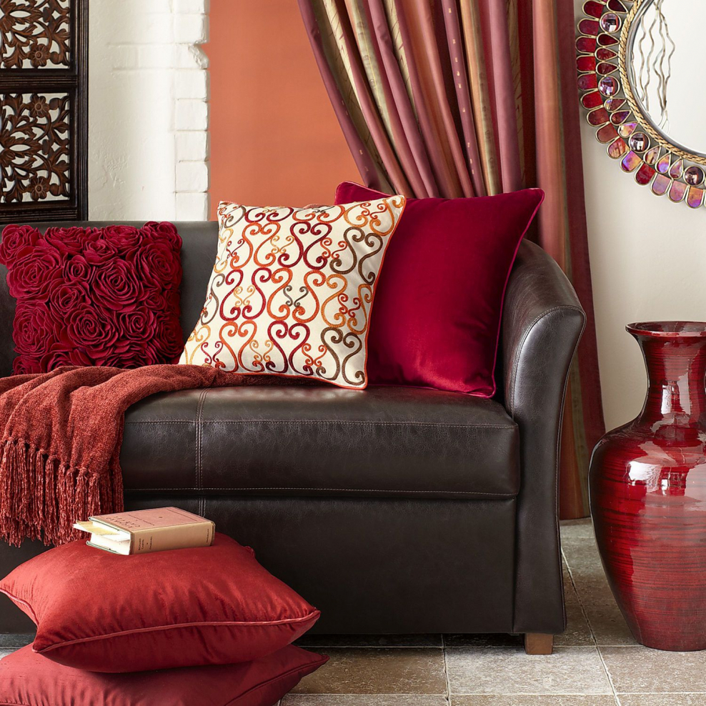 Гранатовый цвет в интерьере