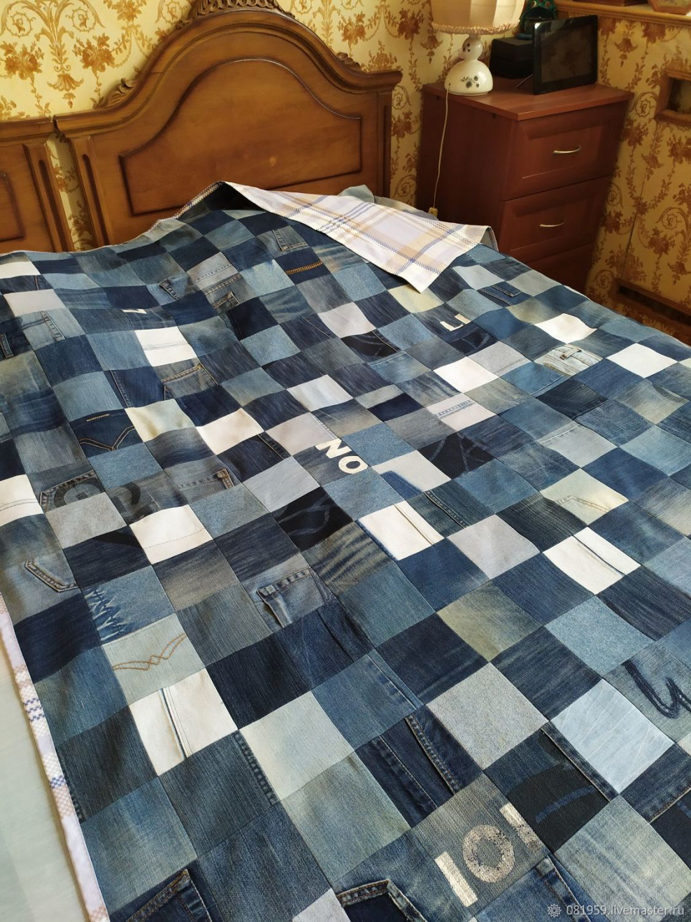 Лоскутное джинсовое покрывало