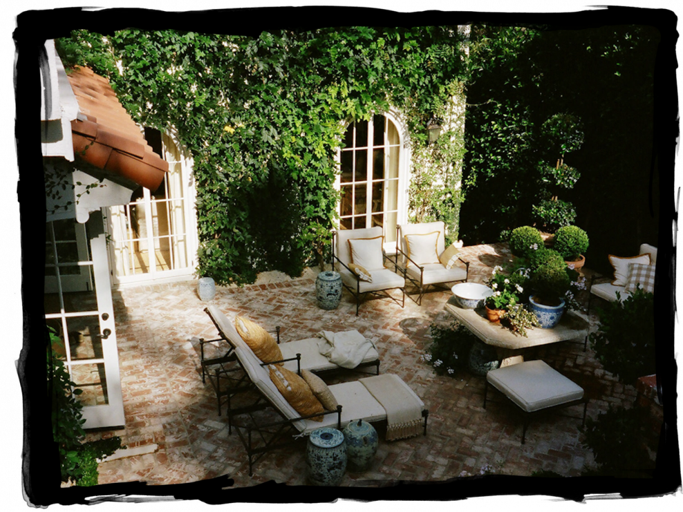 Зона патио в Италии