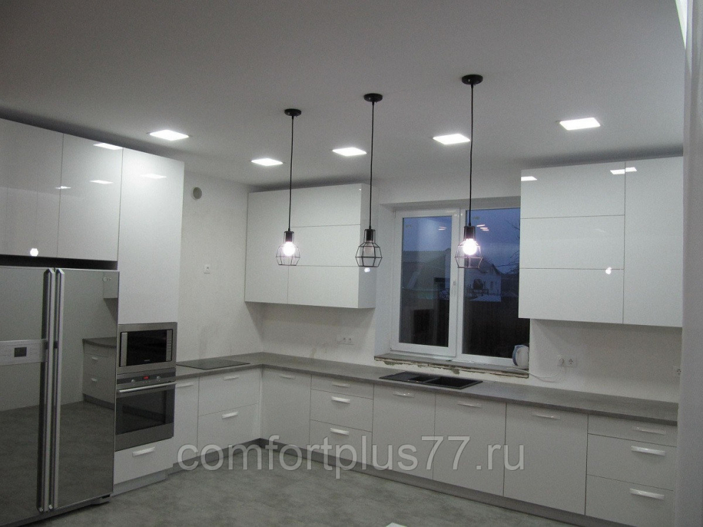 Кухня Модерн белая глянец