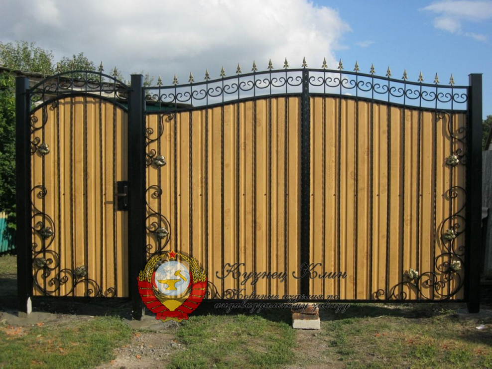 Распашные ворота 3500