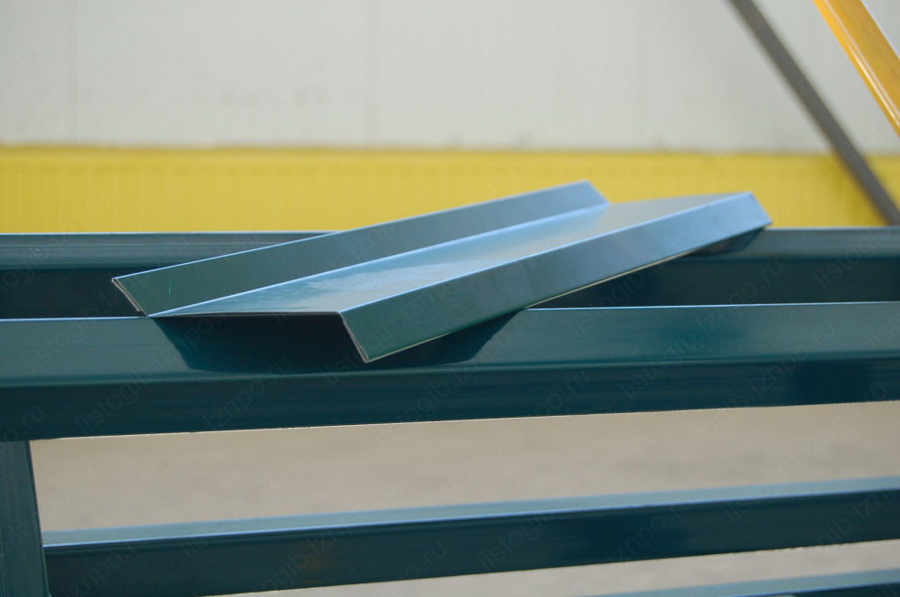 Гибка отливов и доборных элементов RAL 5021