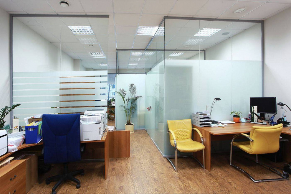 Планировка офиса опенспейс