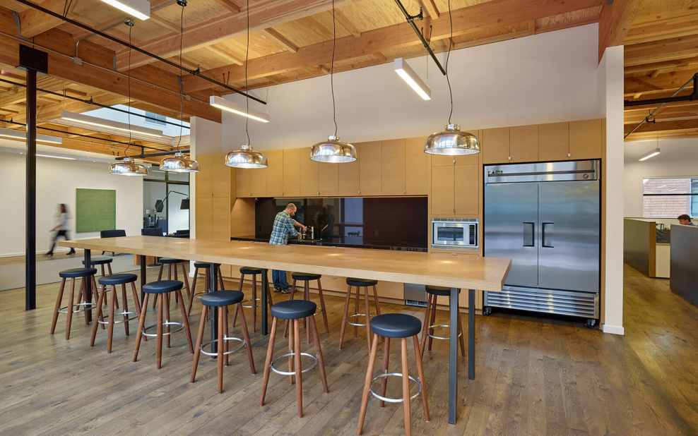 Кухня в офисе опен Спейс