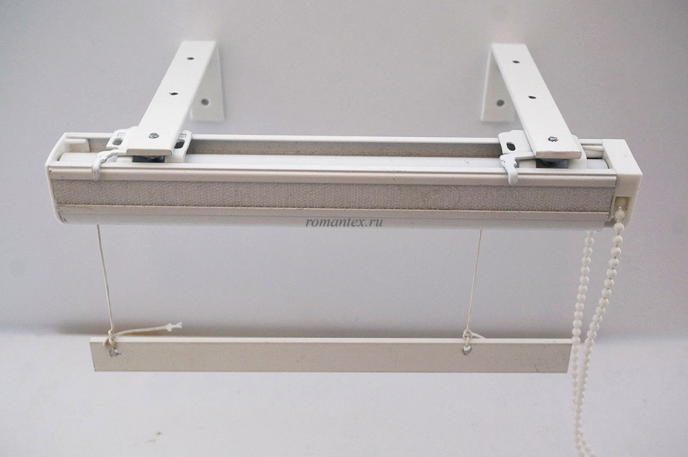 Кронштейн для римской шторы (2 крепежа) Eskar 1001