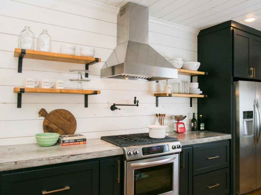 Каминная вытяжка в интерьере