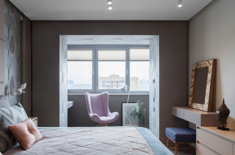 Спальня Объединенная с балконом