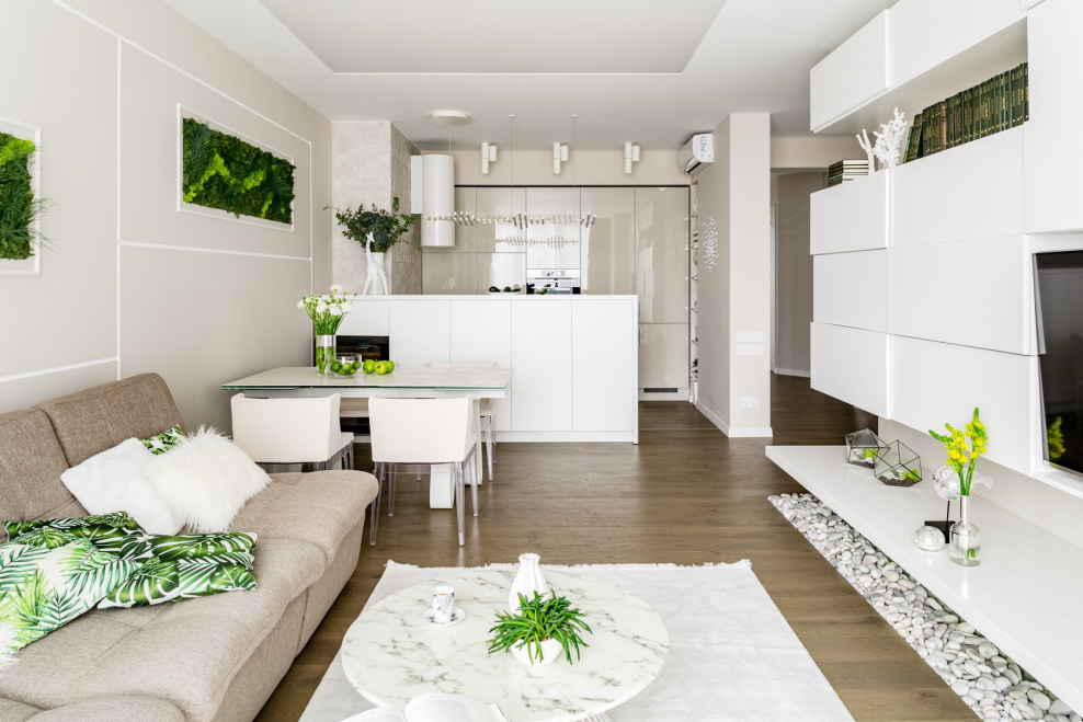 Квартира студия в белых тонах