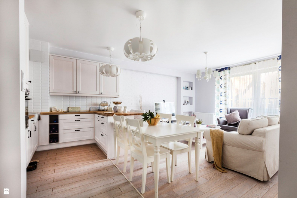 Мебель в зал в стиле Хай ТЭК