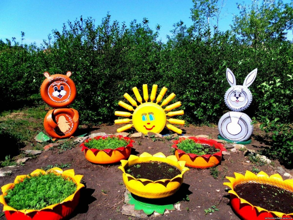 Клумбы в детском саду