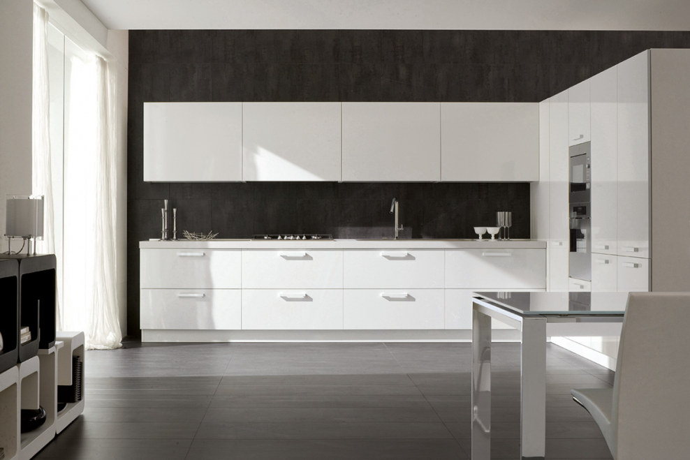 Кухня Blum глянец белый