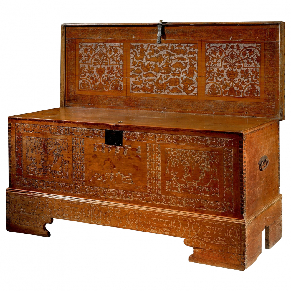 English Furniture of the late 15th-16th Century