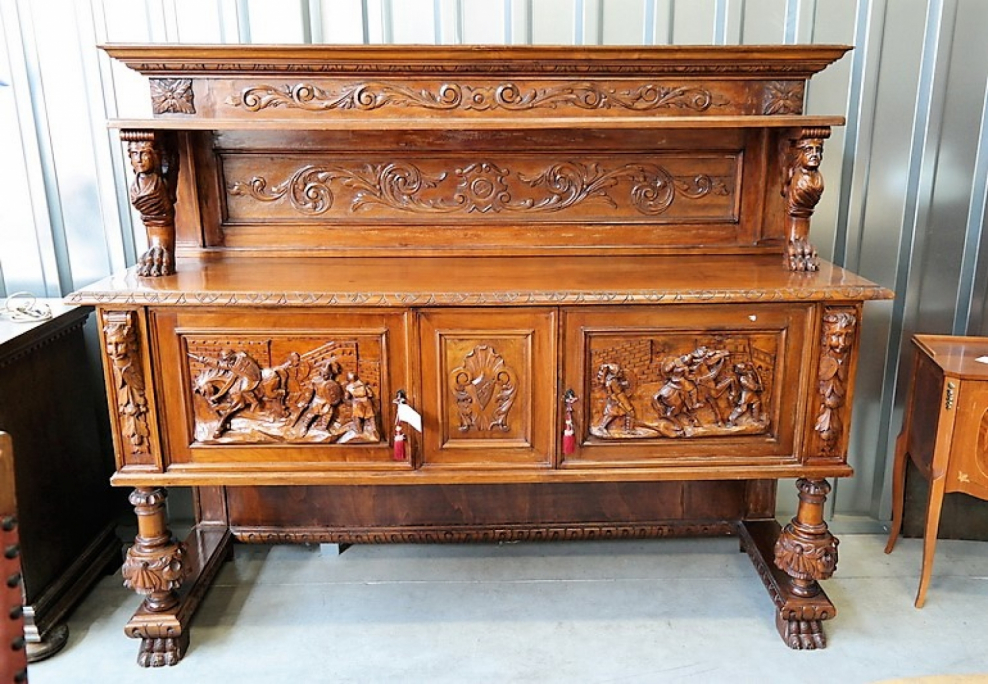 Дрессуар Ренессанс Италия