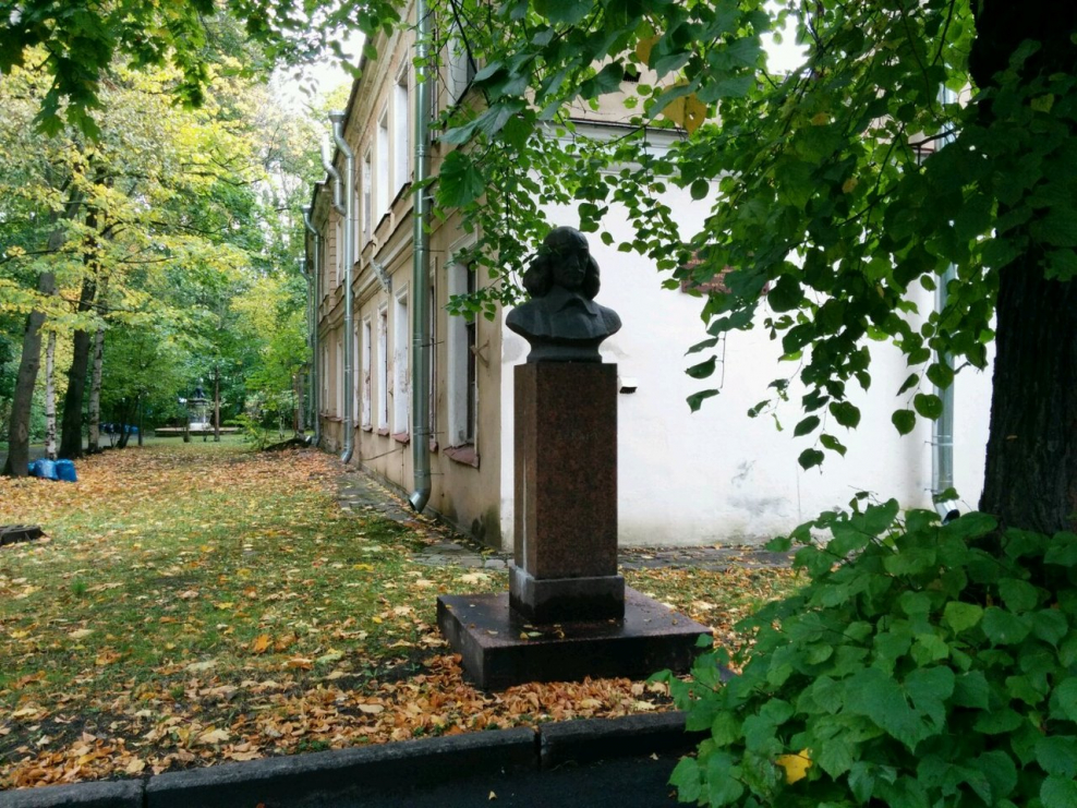 Харьков · улица Академика Павлова, 160