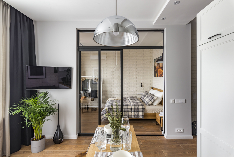 Студия с раздвижной перегородкой