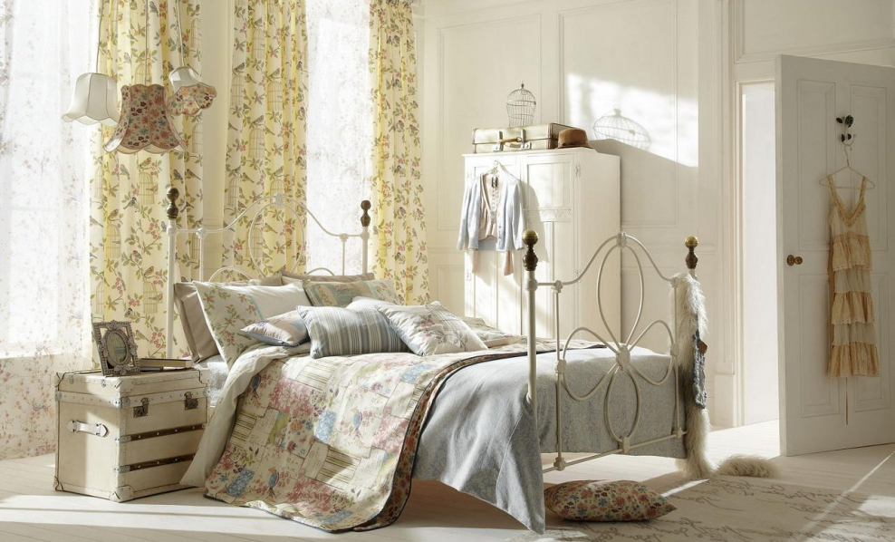 Мебель для спальни в стиле шебби Шик