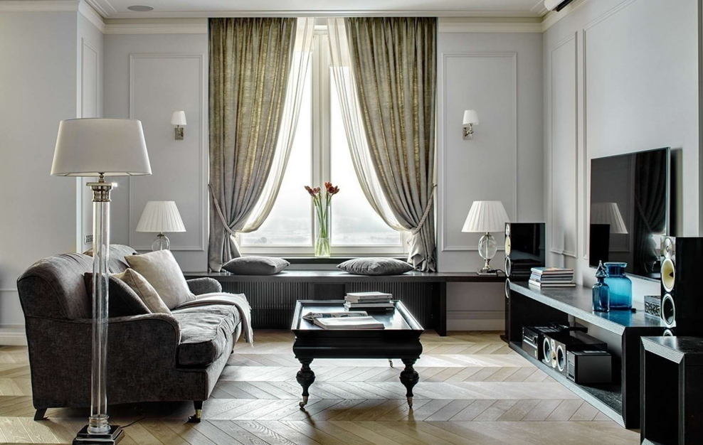 Римские шторы в гостиной