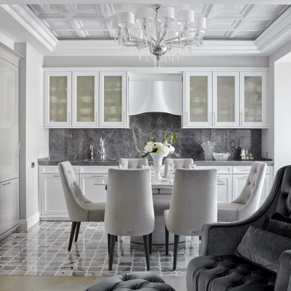 Кухня Неоклассика светлая