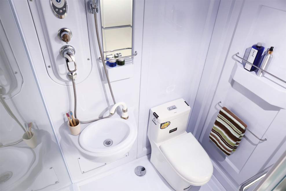 Душевая кабина с туалетом