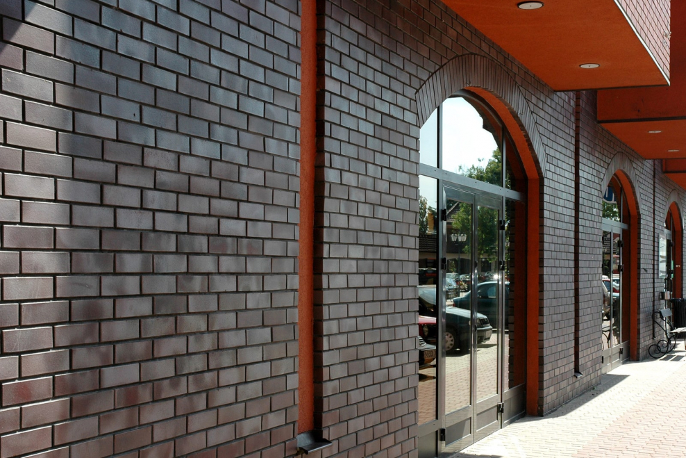 Roben Manchester кирпич