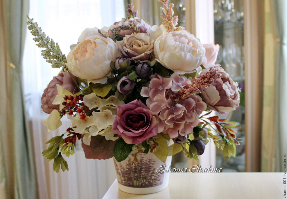 Винтажные цветочные композиции