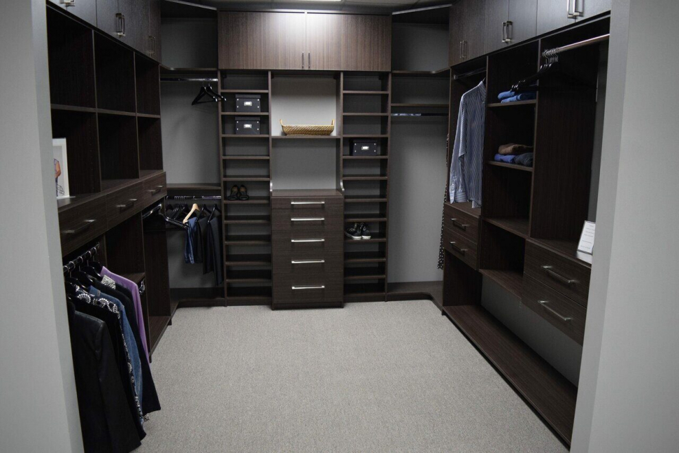 П образные гардеробные